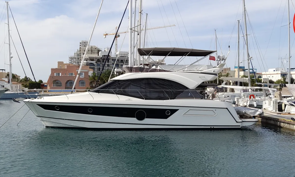 Beneteau Monte Carlo 52