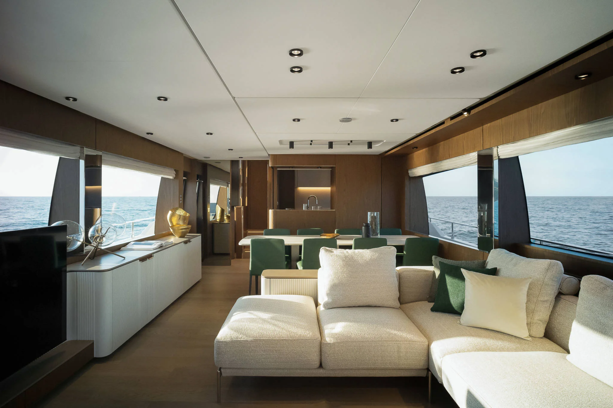 Ferretti 780 (2024) spotlight